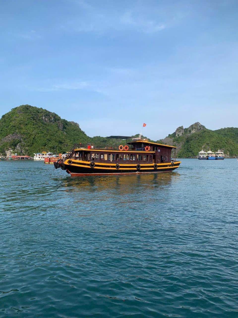 Cat Ba Madame Duyen Hotel Chan Chau Buitenkant foto